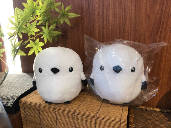 「ぽぬぐるシマエナガ」のぬいぐるみ
